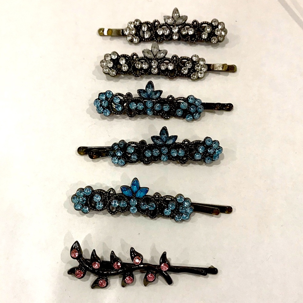 6 brand new Rhinestone Bobby pins